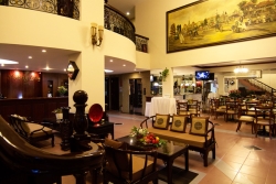 Khách sạn 4 sao Hoàng Long